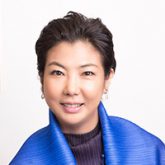 ステラ薫子プロフィール写真